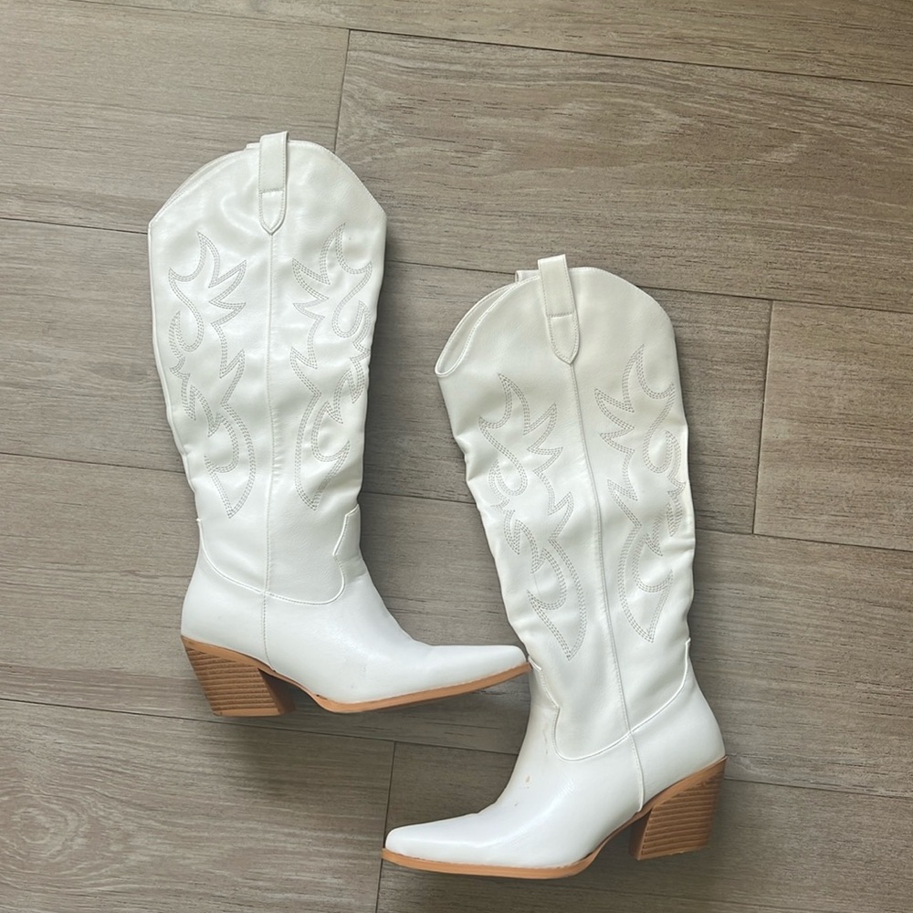 White cowboy boots